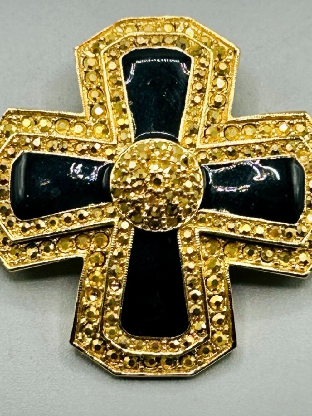 ST. JOHN Maltese Cross Goldtone & Enamel with Gold Rhinestones Vintage